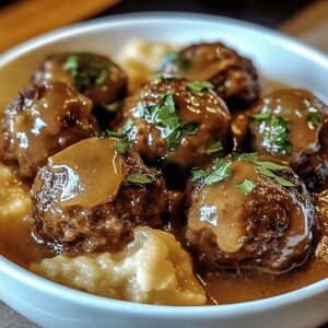 Hearty Crock Pot French Onion Beef Meatballs Recipe