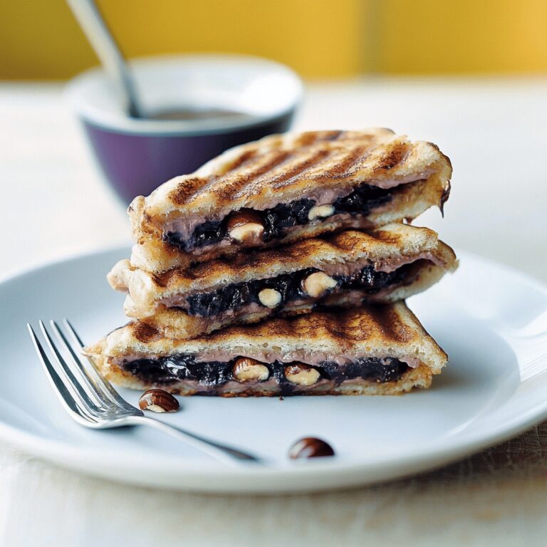 Crispy Chocolate-Hazelnut Panini Recipe
