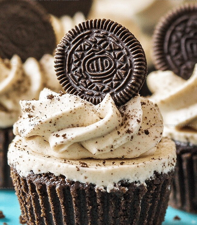 How to Build These Mini Oreo Cheesecakes in No Time