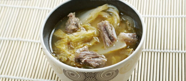 Chinese Sauerkraut (Suan Cai)