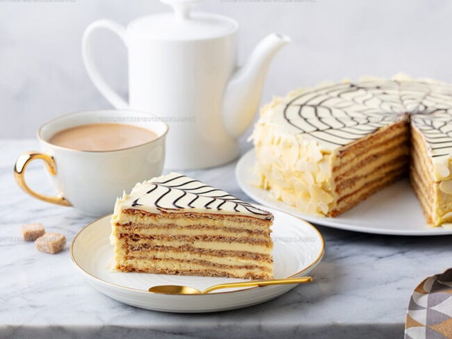 What Are Tortes?