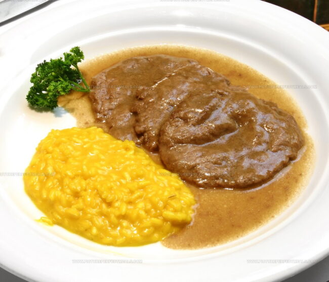 Veal Scallops In Marsala (Scaloppine Al Marsala)