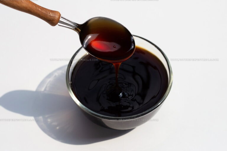 4 Vegan Replacements That Work Like Oyster Sauce