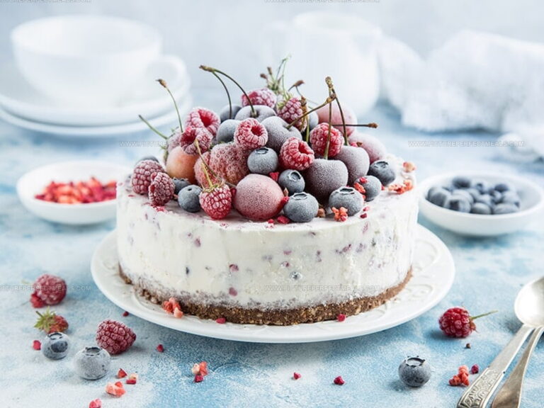 Torte or Cake: What’s the Sweetest Dessert Option?