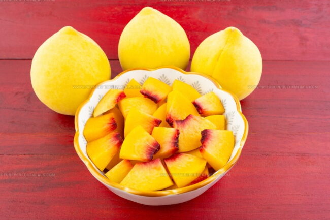 Which East Asian Fruits Are Used in Medicinal or Herbal Teas?