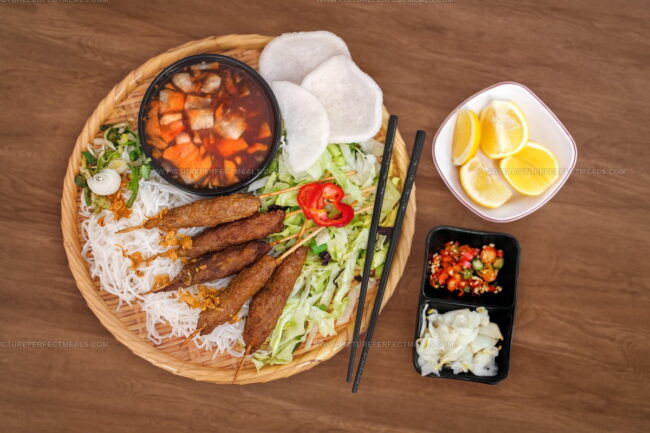 Grilled Ground Pork On Lemongrass Skewers (Nem Lui)