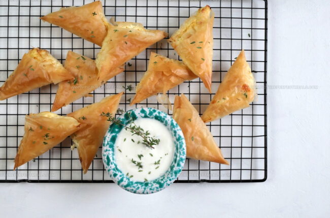 What Fillings Are Common in Southeastern European Savory Pastries?