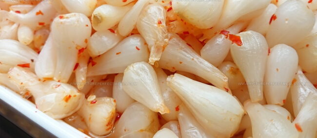 Pickled Shallots (Dua Hanh)