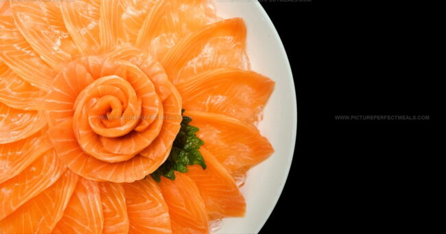 Why Are Cutting Techniques Crucial in Japanese Fish Presentation?